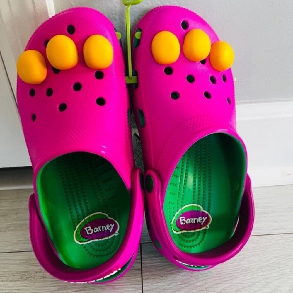 BARNEY CROCS SIZE J4 - Picture 1 of 5